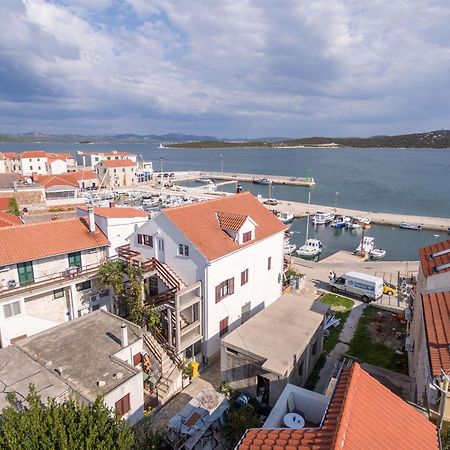 Apartments Mili - Near The Sea And The Centar Of Place Betina  Eksteriør billede