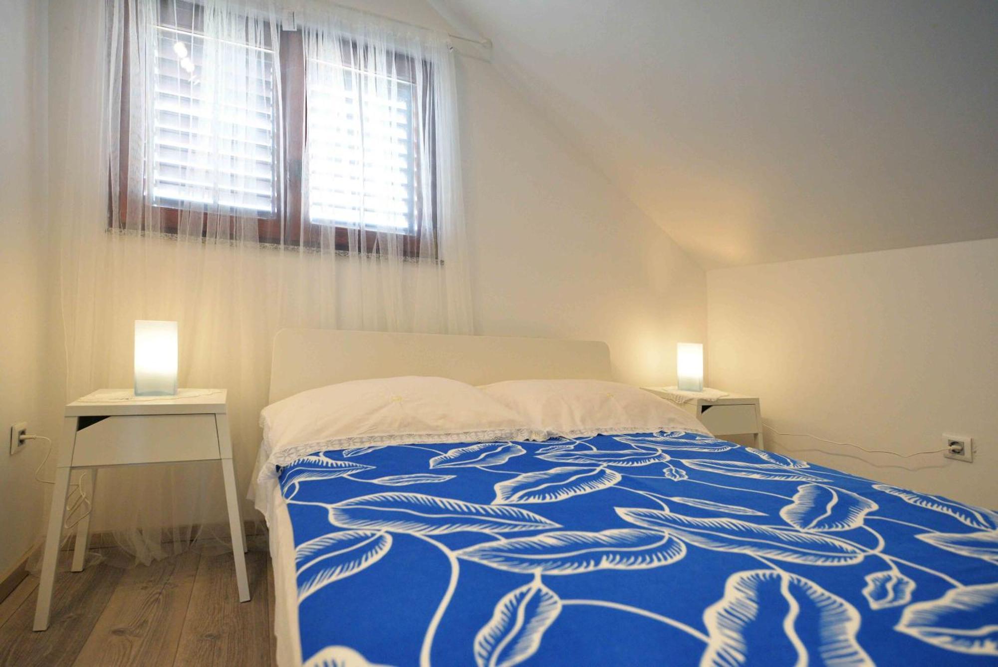 Apartments Mili - Near The Sea And The Centar Of Place Betina  Eksteriør billede